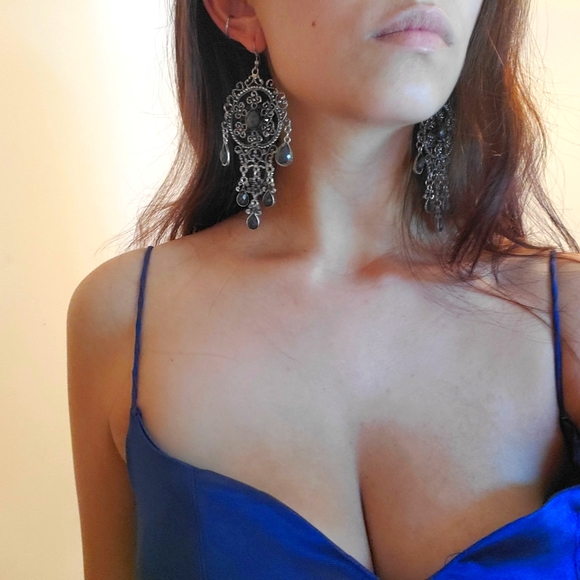 Beautiful Statement Earrings - Picture 1 of 7